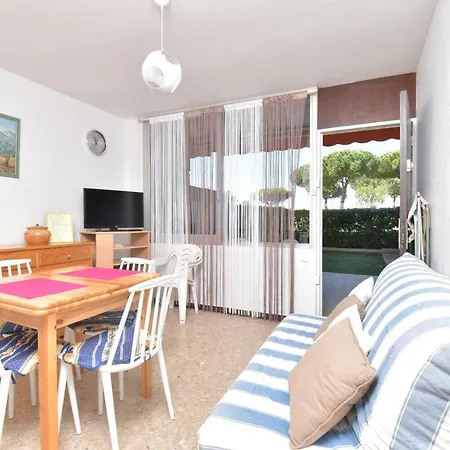 Apartment Le Vincent , Rez De Jardin Bord De Plage